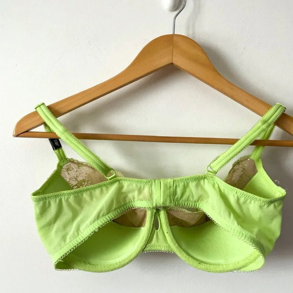Victoria's Secret Balconet  Bra Green Floral Lace Rhinestone Gem 36D - Picture 4 of 6